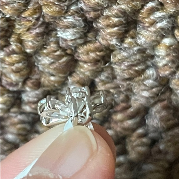 NWT Elegant 925 Silver Flower Pendant D Color Moissanite Diamond - Picture 7 of 10